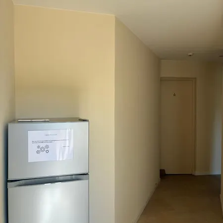 De Saugras