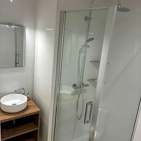 De Saugras Hotell 2*
